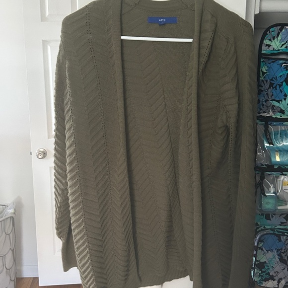 Apt. 9 Women's Olive Green Cardigan - Picture 1 of 4